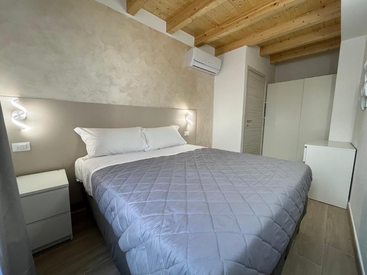 Anfite Apartments Santa Maria เดเซนซาโนเดลการ์ดา ภายนอก รูปภาพ