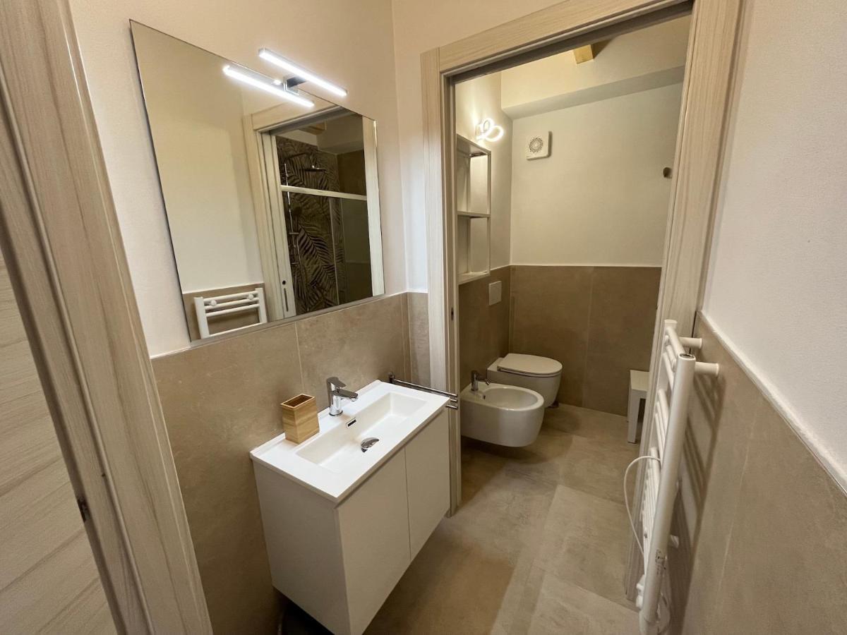 Anfite Apartments Santa Maria เดเซนซาโนเดลการ์ดา ภายนอก รูปภาพ