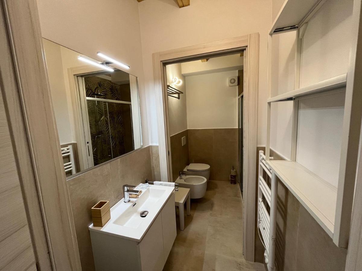 Anfite Apartments Santa Maria เดเซนซาโนเดลการ์ดา ภายนอก รูปภาพ