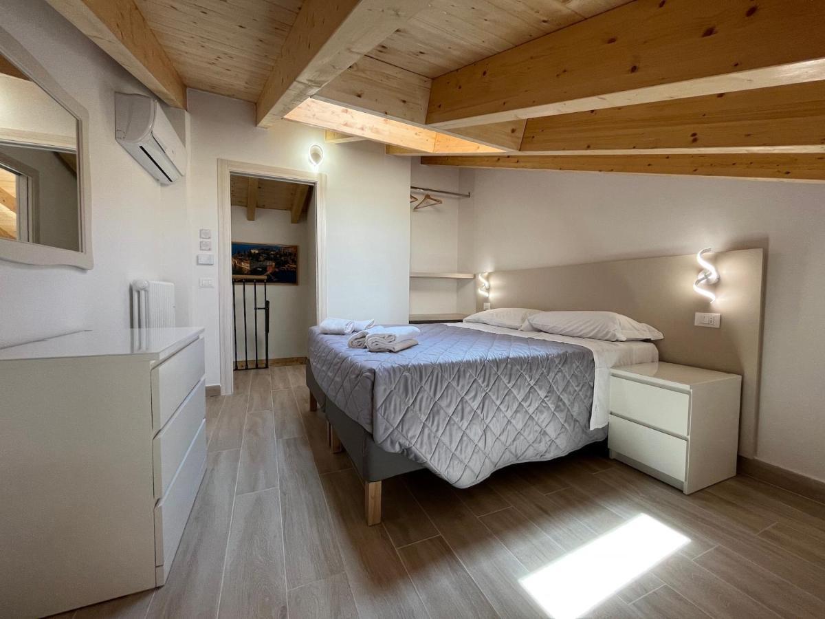 Anfite Apartments Santa Maria เดเซนซาโนเดลการ์ดา ภายนอก รูปภาพ