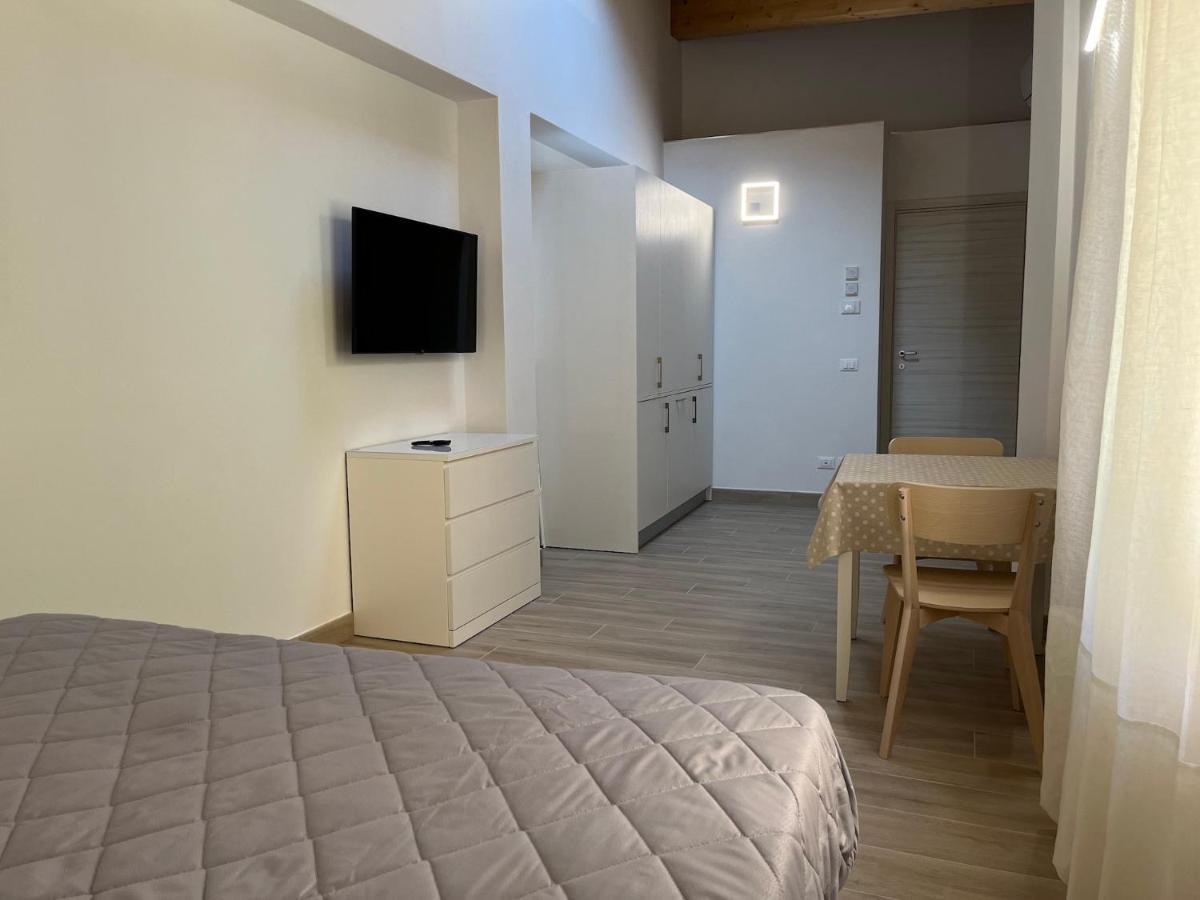 Anfite Apartments Santa Maria เดเซนซาโนเดลการ์ดา ภายนอก รูปภาพ