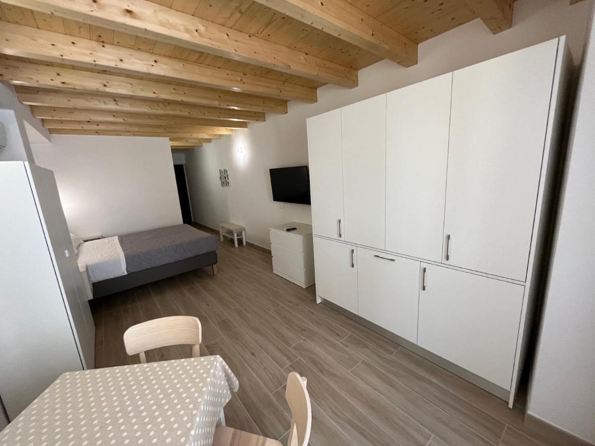 Anfite Apartments Santa Maria เดเซนซาโนเดลการ์ดา ภายนอก รูปภาพ