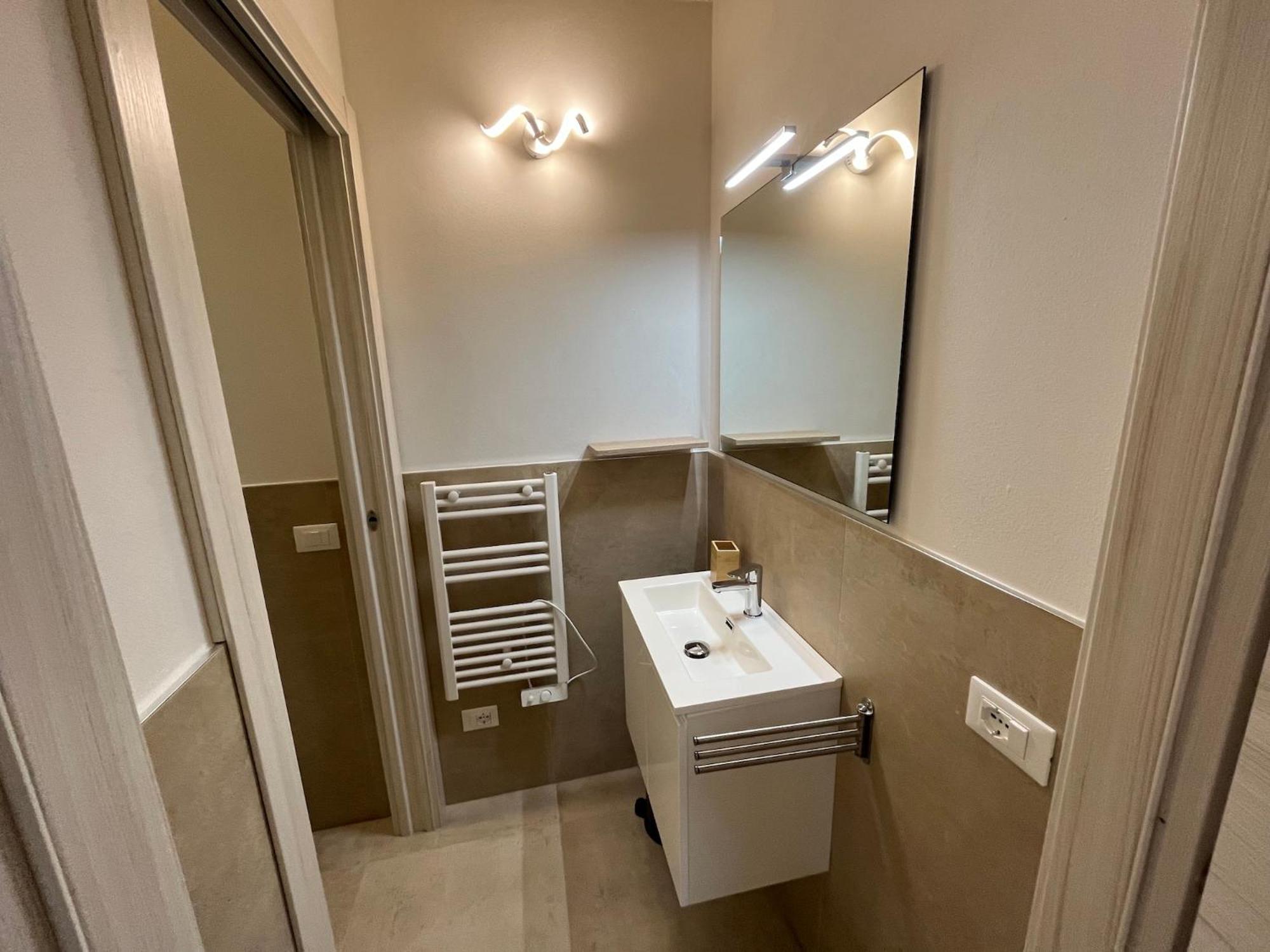 Anfite Apartments Santa Maria เดเซนซาโนเดลการ์ดา ภายนอก รูปภาพ